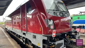 Alstom Traxx 3 MS surprinsă în Gara Ploiești Vest. Viitorul CFR?